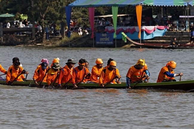 Phimai boat races-100